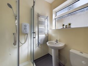 shower - click for photo gallery